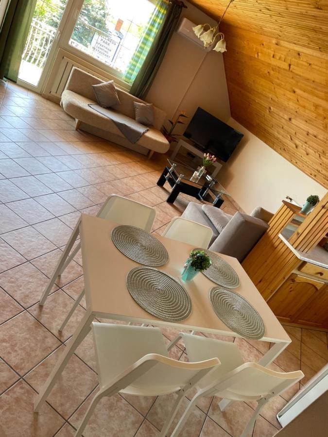Esther Apartman Gyenesdias Exterior photo